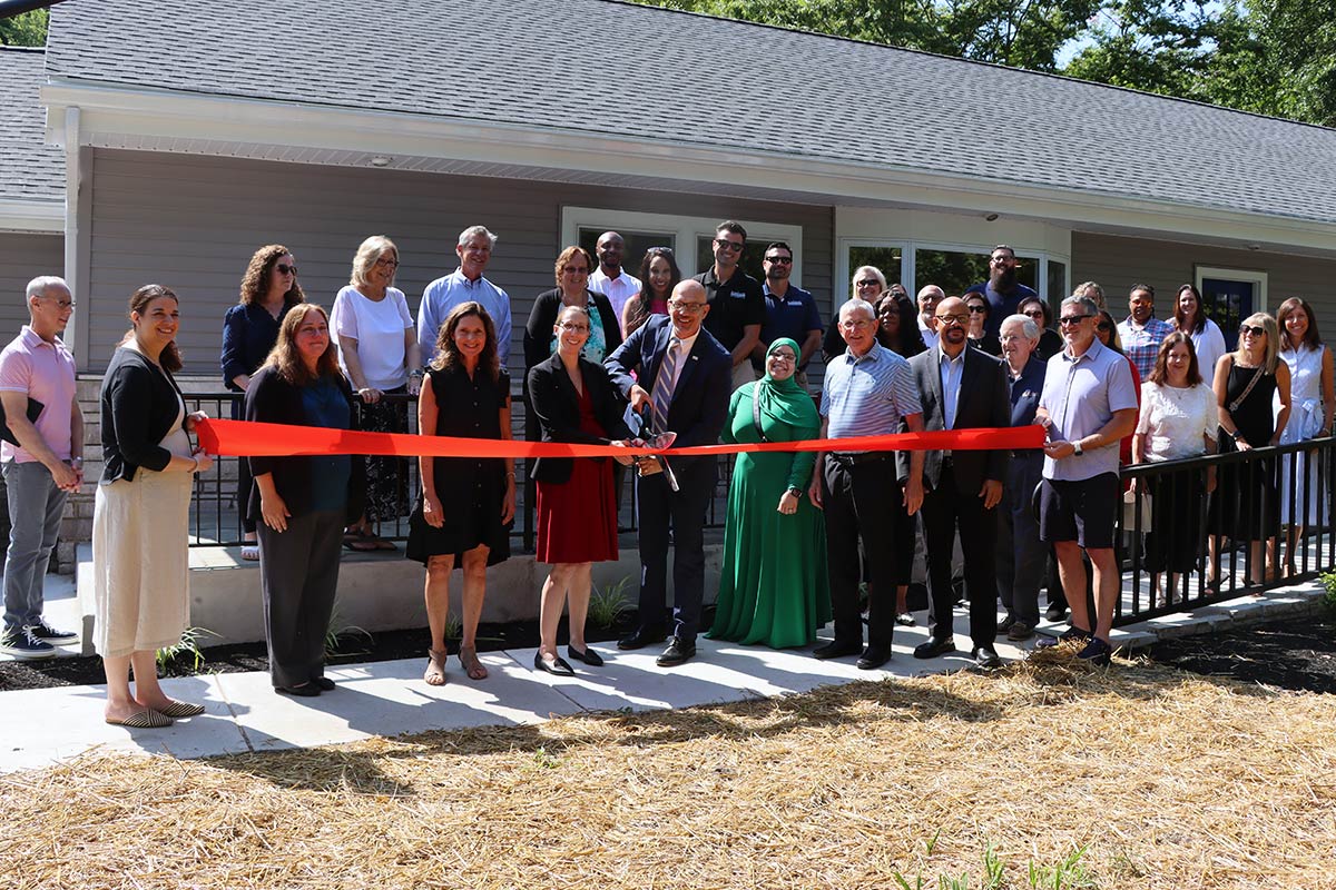 RibbonCutting 1WEB